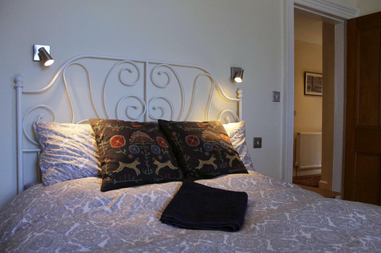 Appartement Silver Lining - Gilmore House With Parking & Garden *